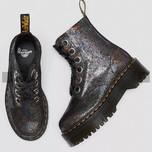 Dr. Martens Molly Platform Boots